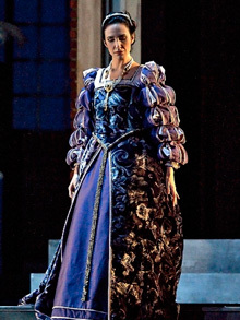 Contessa-di-Ceprano-Rigoletto-Elisa-Fortunati-Mezzosopran